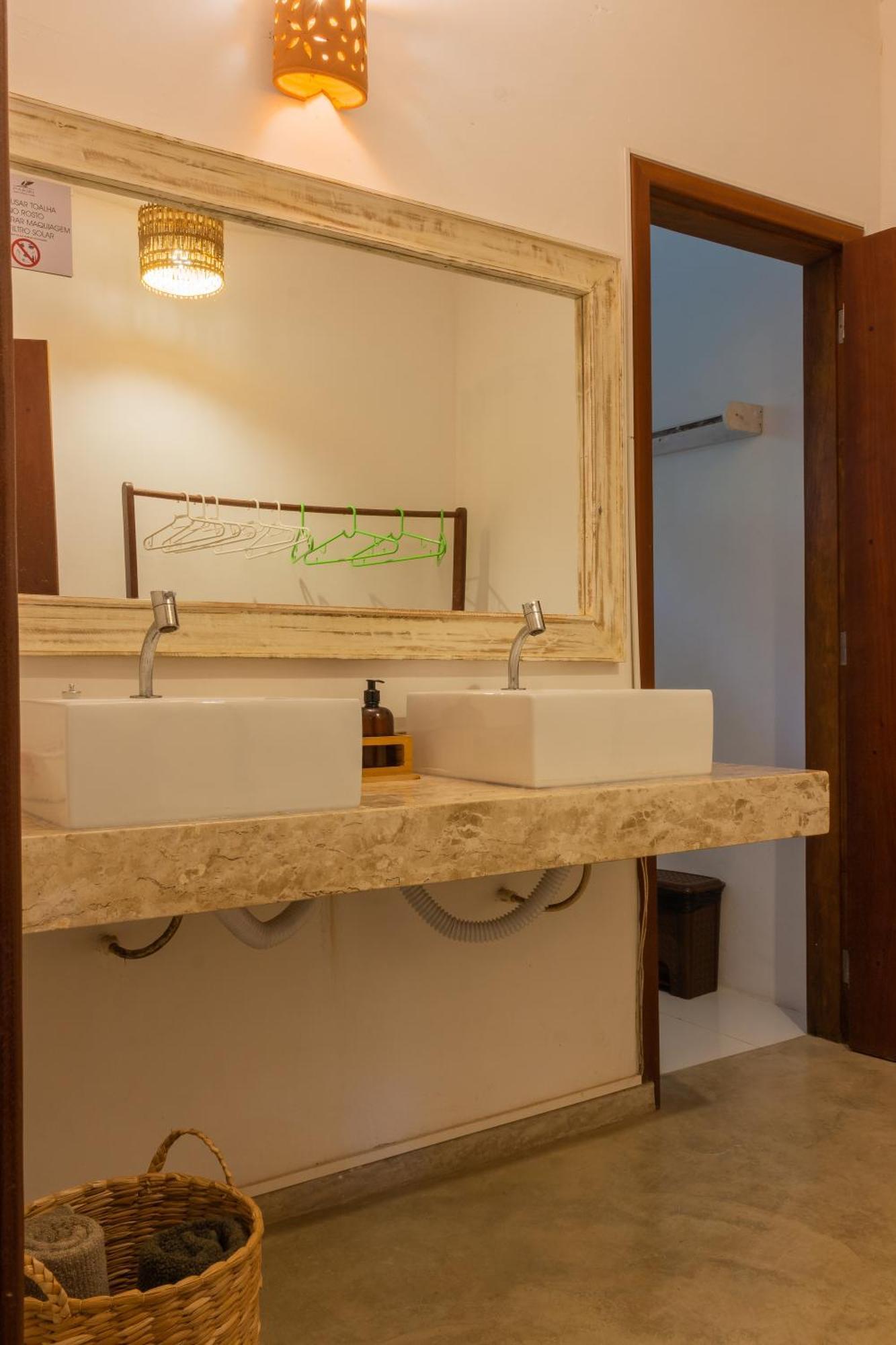 Pariri Suites Транкозу Экстерьер фото