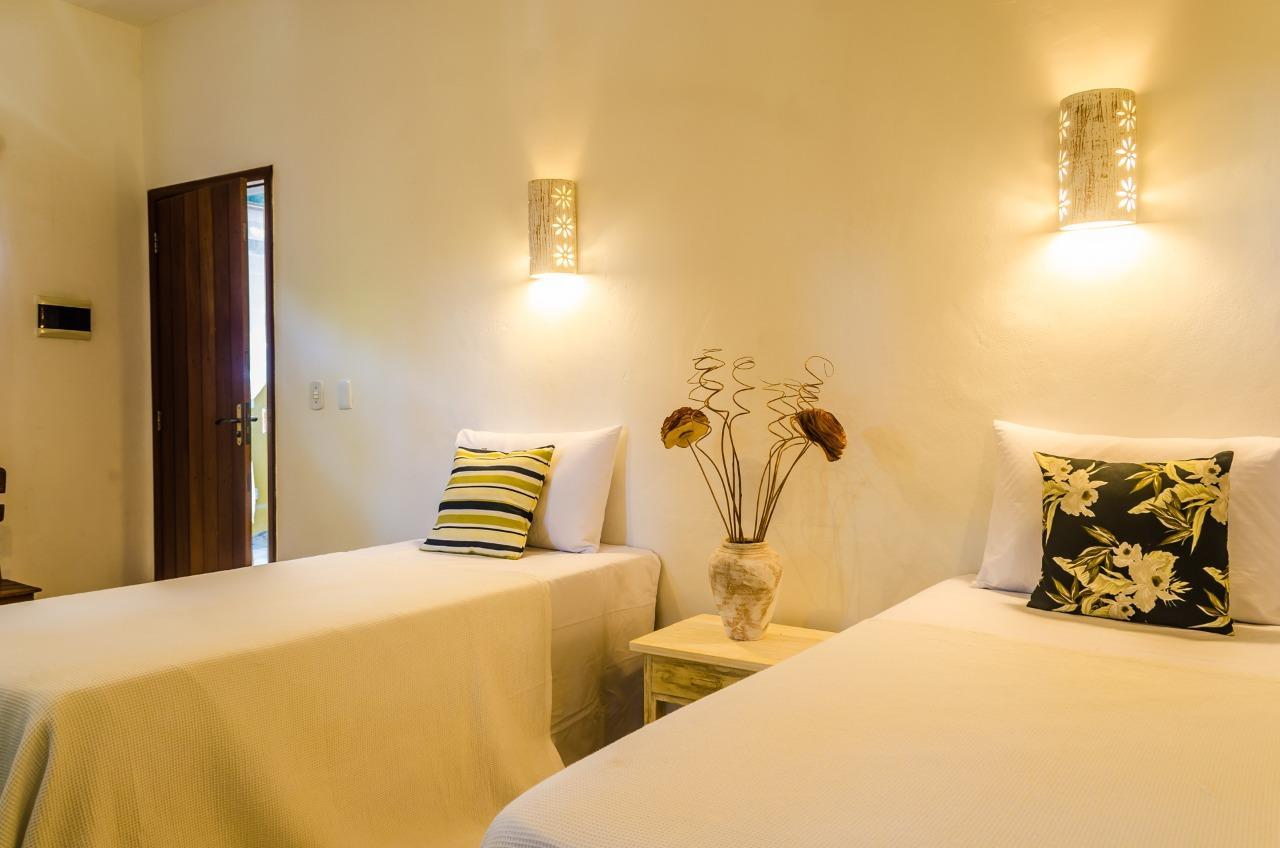 Pariri Suites Транкозу Экстерьер фото